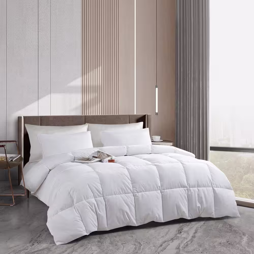 Serta Tencel Cotton Blend White 85-Feather 15-Down Full/Queen All Seasons Comforter